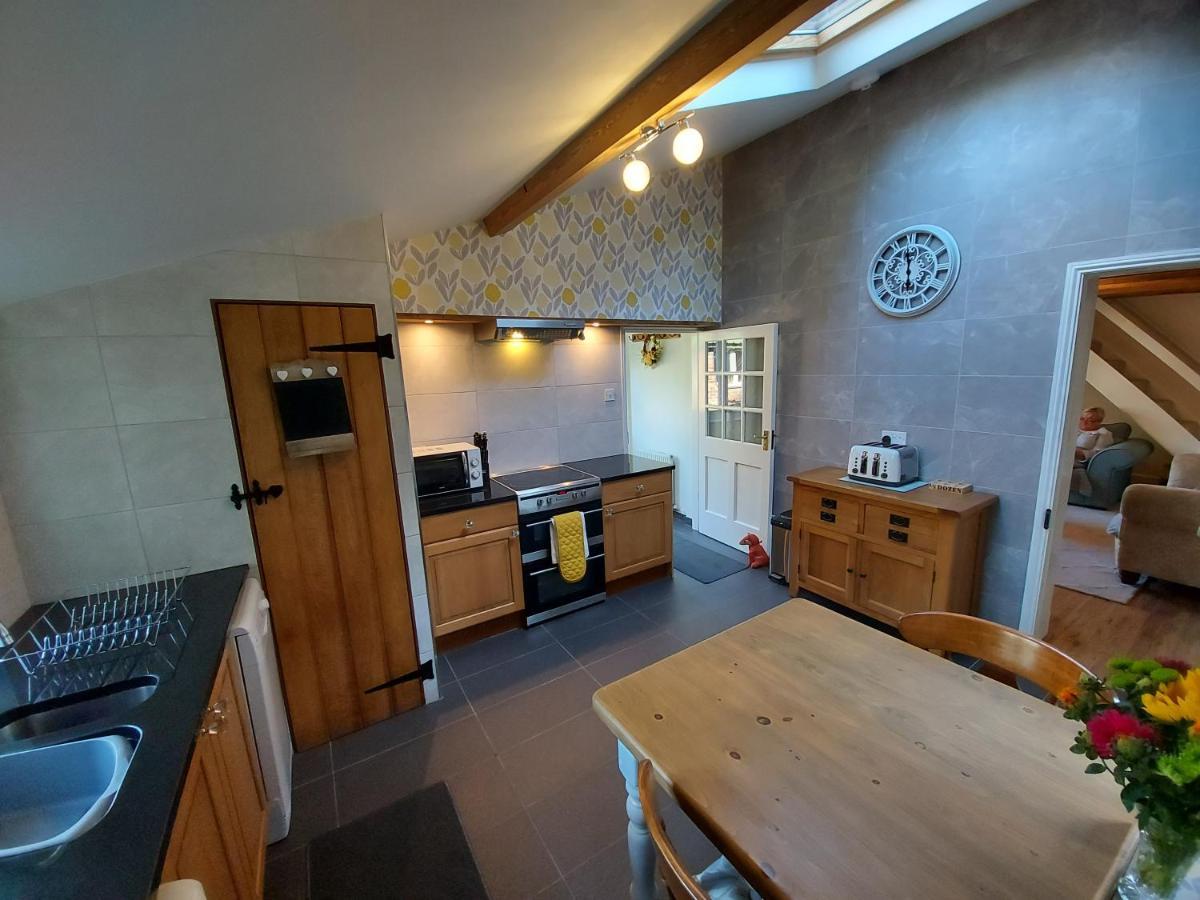 Saughall Mill Farm Cottage Chester Exterior photo